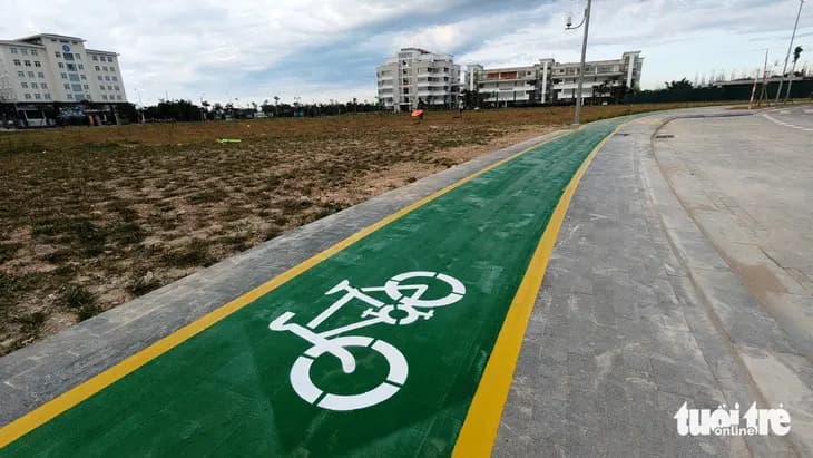 TP. Huế – Thành phố Đầu Tiên ở Việt Nam Có Làn Đường Cho Xe Đạp